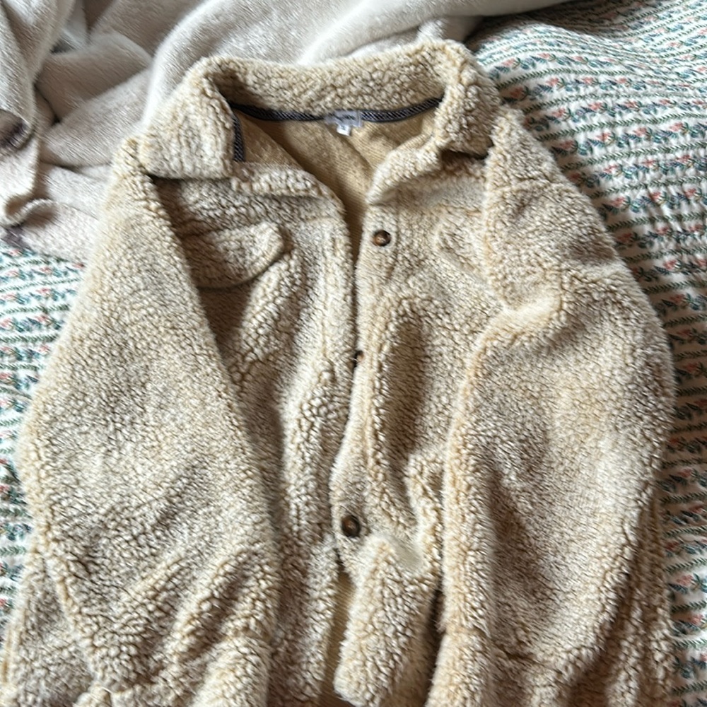 Off white Sherpa